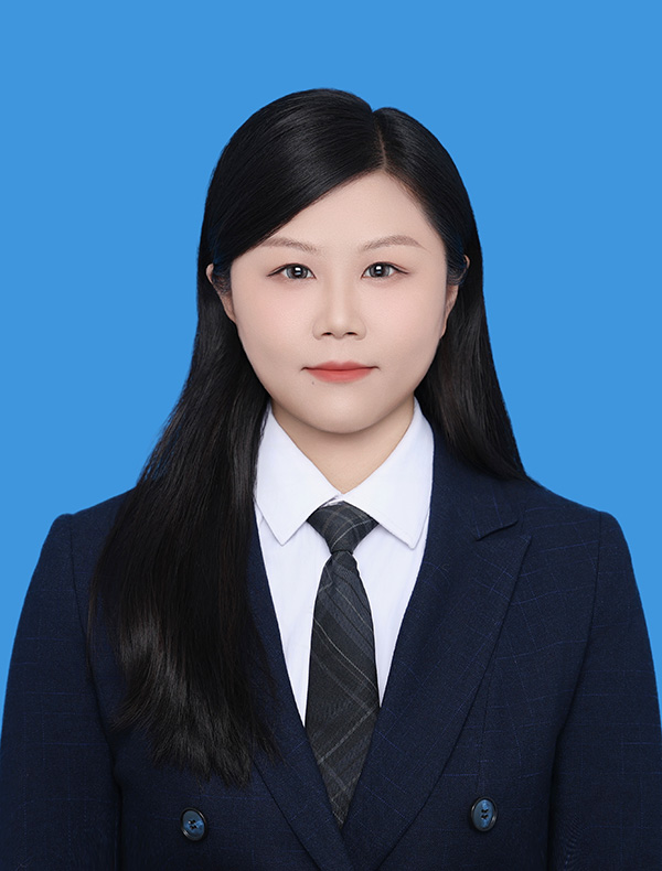 曹静 行政前台